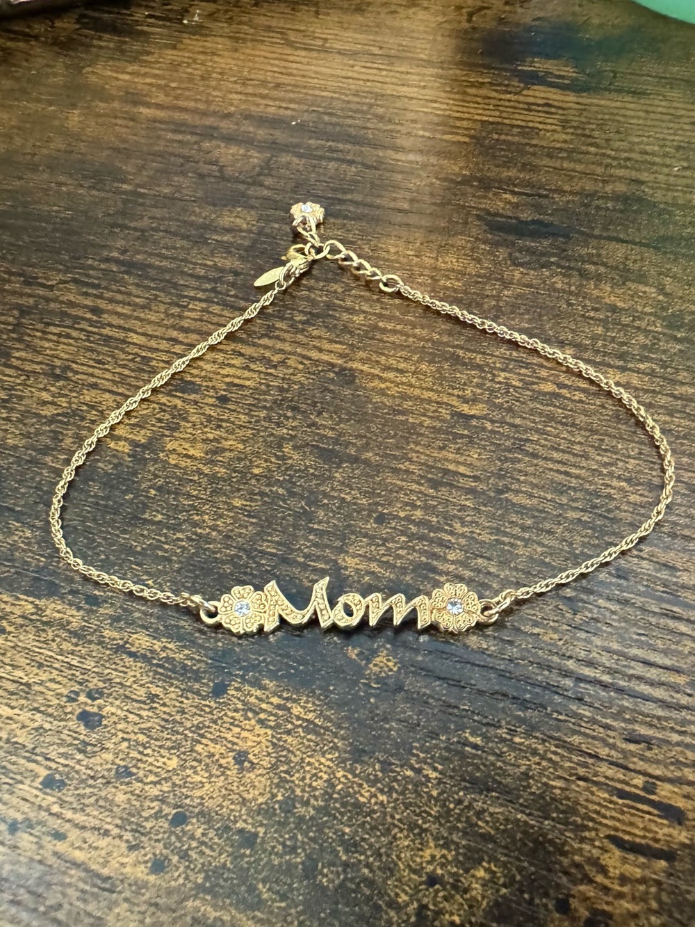 Vintage AVON Gold-Tone Mom Anklet (10”) - Picture 4 of 7